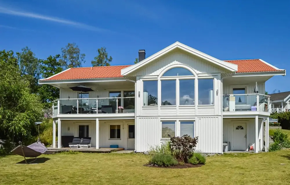Nice Home in Trångsund With 4 Bedrooms and Wifi