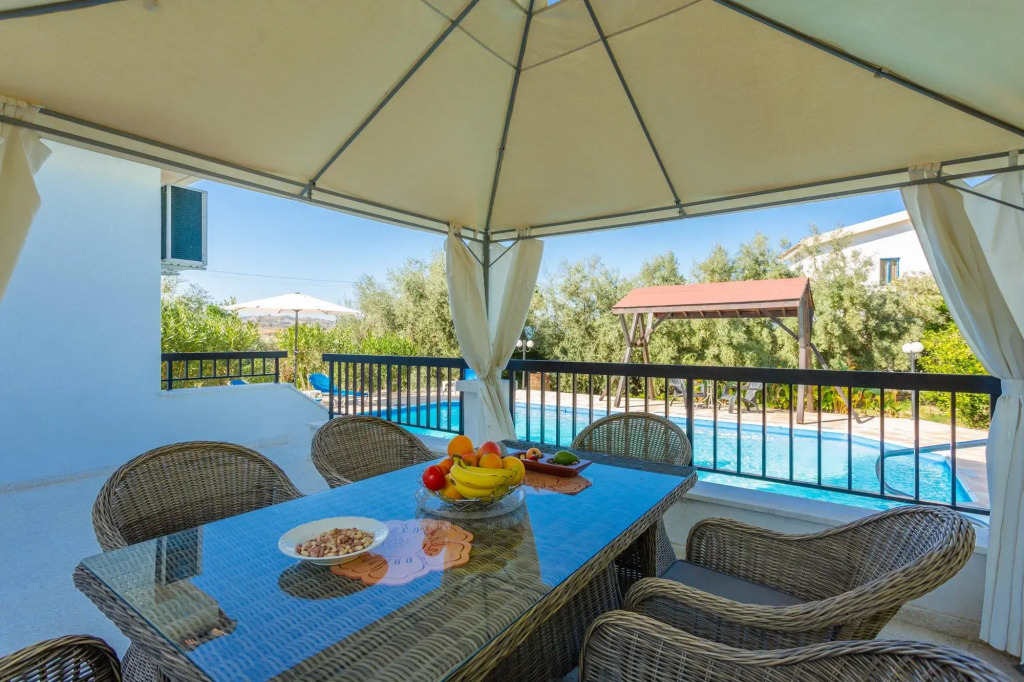 Villa Charoula Thio Large Private Pool AC WiFi