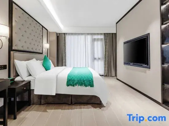 Heyue Hotel