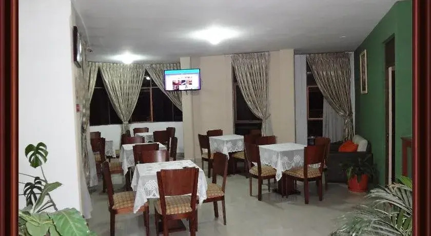 Hostelling Bustillo