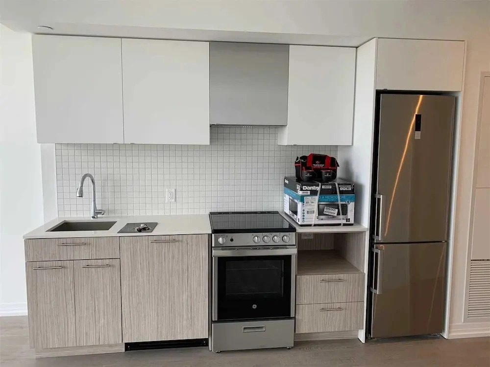 Jarvis Suites - Prime Location