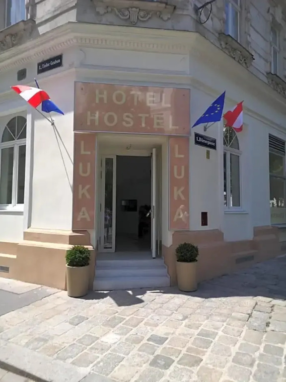 CH-Hotel Luka Budget