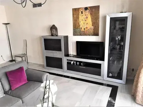 Beachside Luxury Apartment in Puerto Banus - Club Playas del Duque