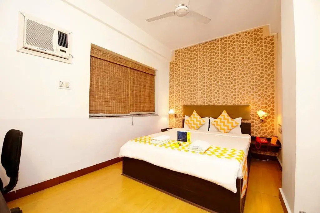 OYO 4219 Ratnakar Residency