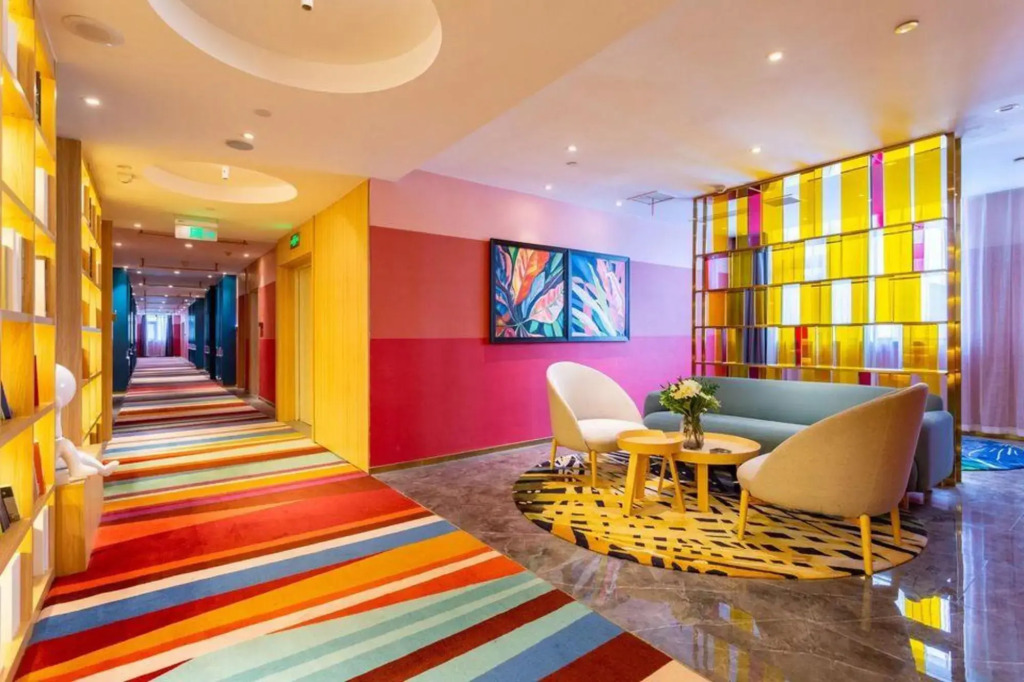 Xique Yujia CC Hotel (Anyang Wenchang Avenue Institute of Technology)