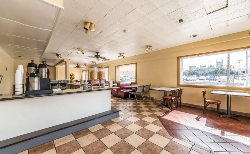 The Inn at Alamo / Riverwalk / Convention Center