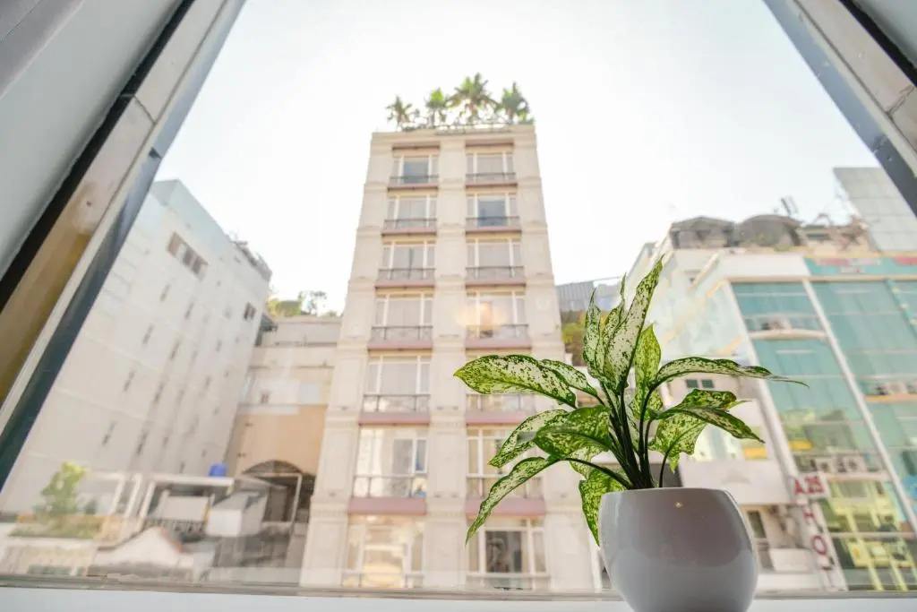 Cabana Hotel Saigon - 260 Ly Tu Trong