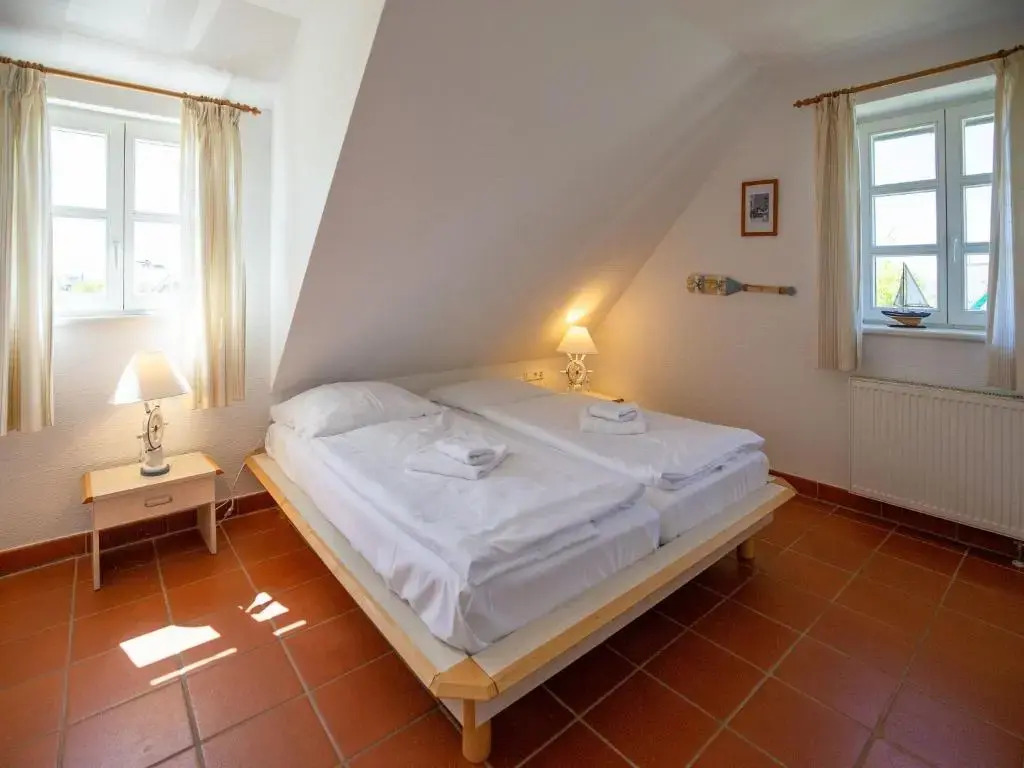 Komfort Appartement mit 2 Schlafzimmern und Terrasse C05