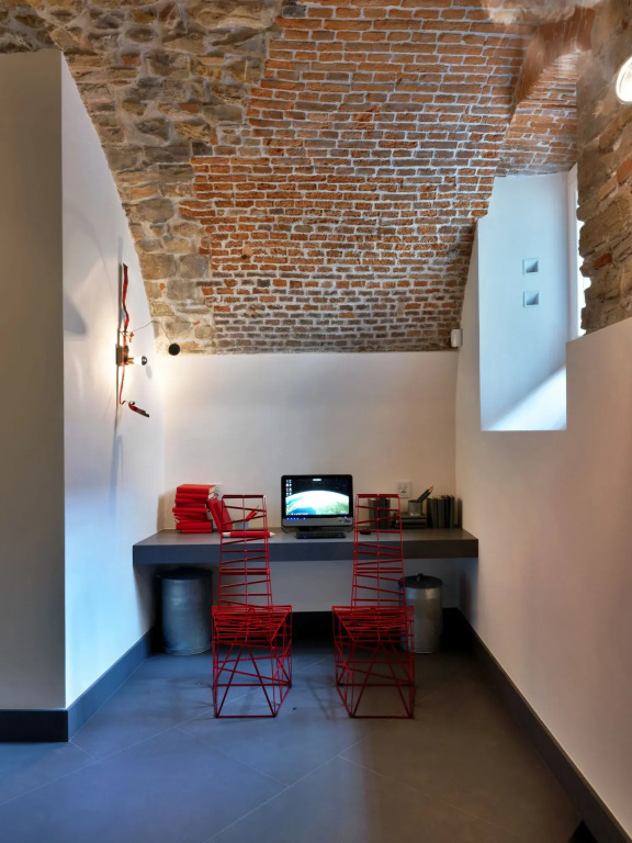 GombitHotel