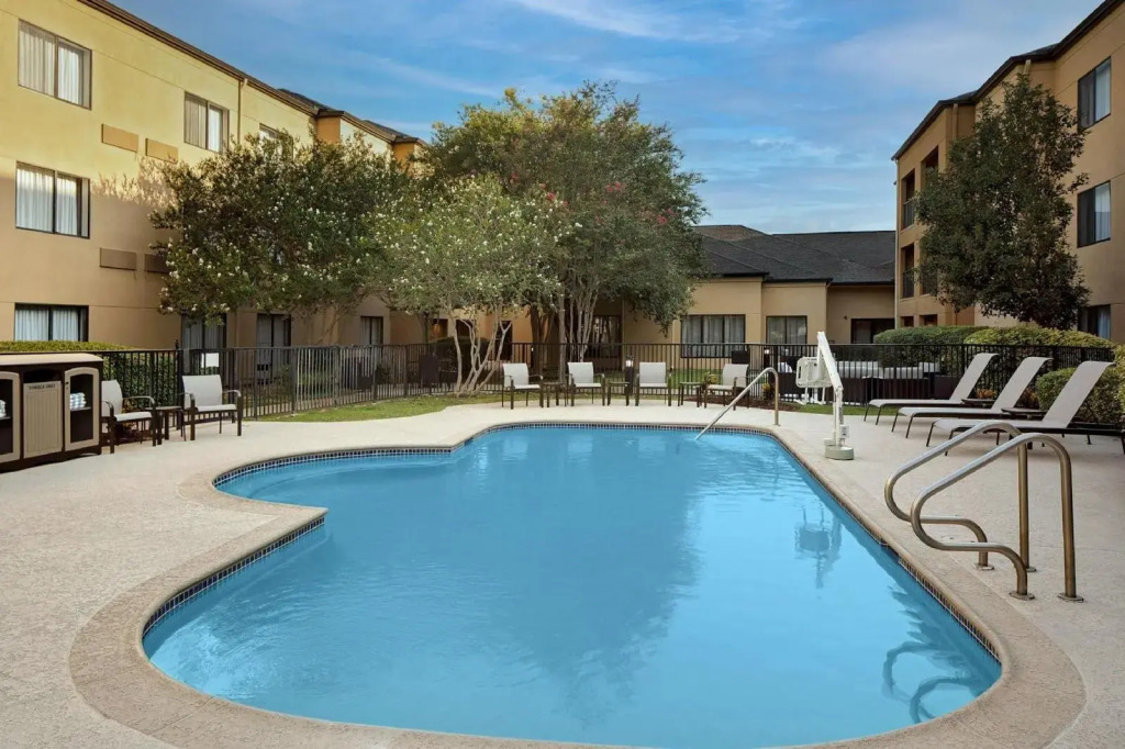 Courtyard Houston Westchase