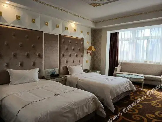 Luhui International Hotel
