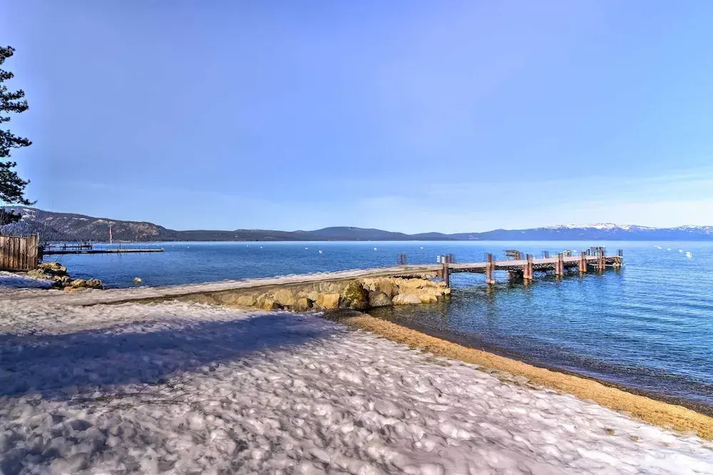 Lake Tahoe Cabin w/ Private Beach Access, Tahoma