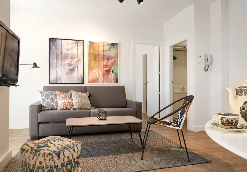 SUNN Apartments Amador de los Ríos, by Homing U