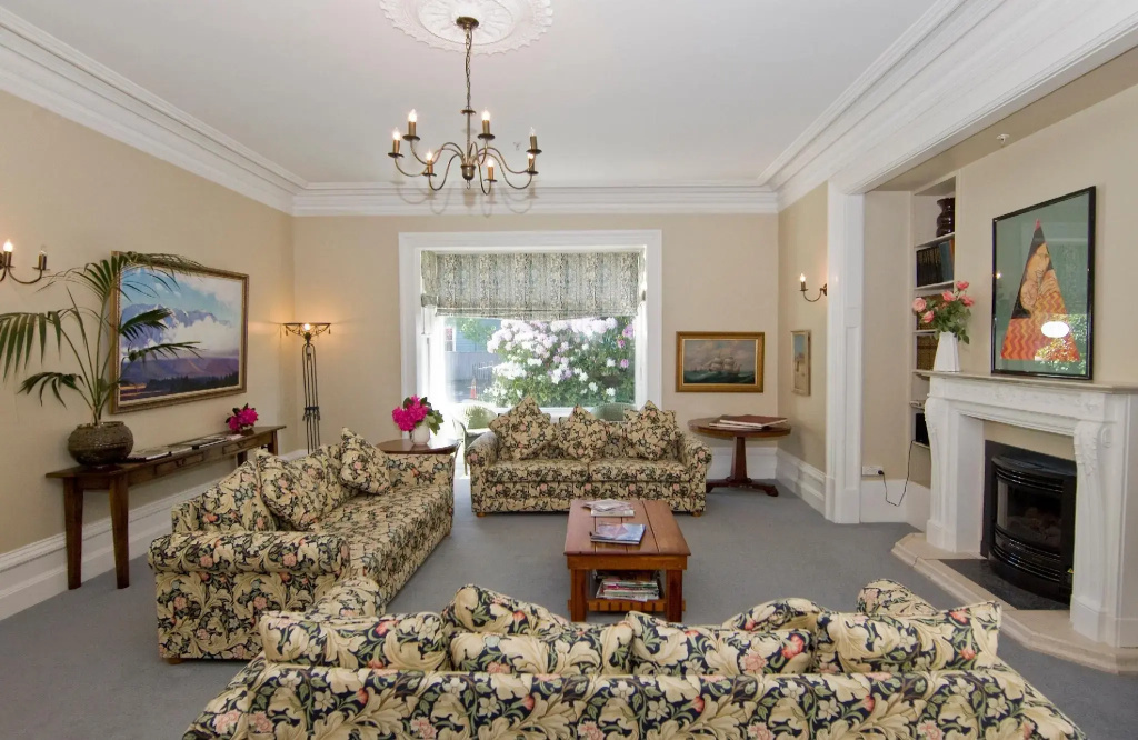 Orari Boutique Hotel