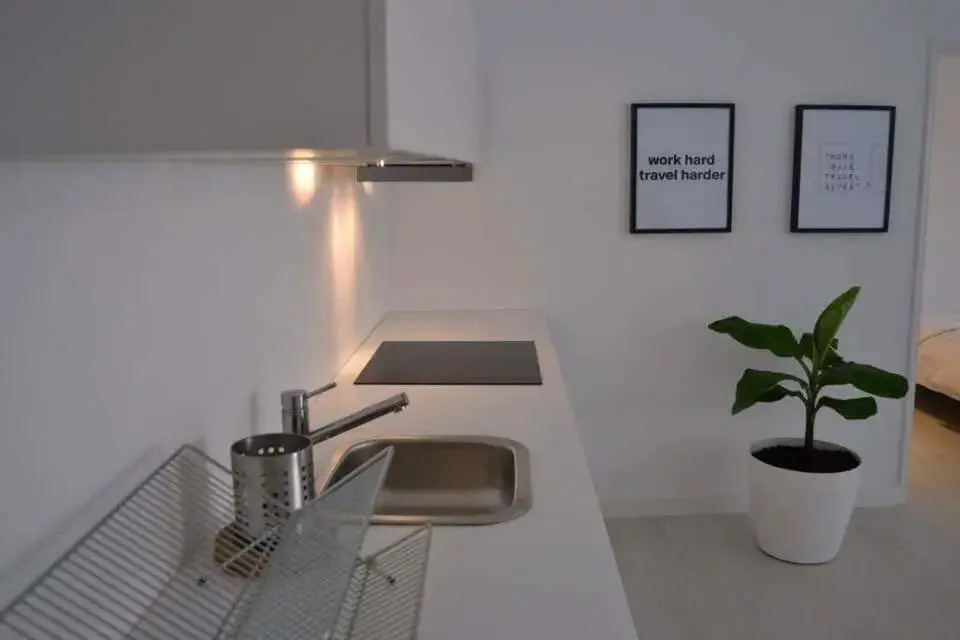 Charming Apartment 101