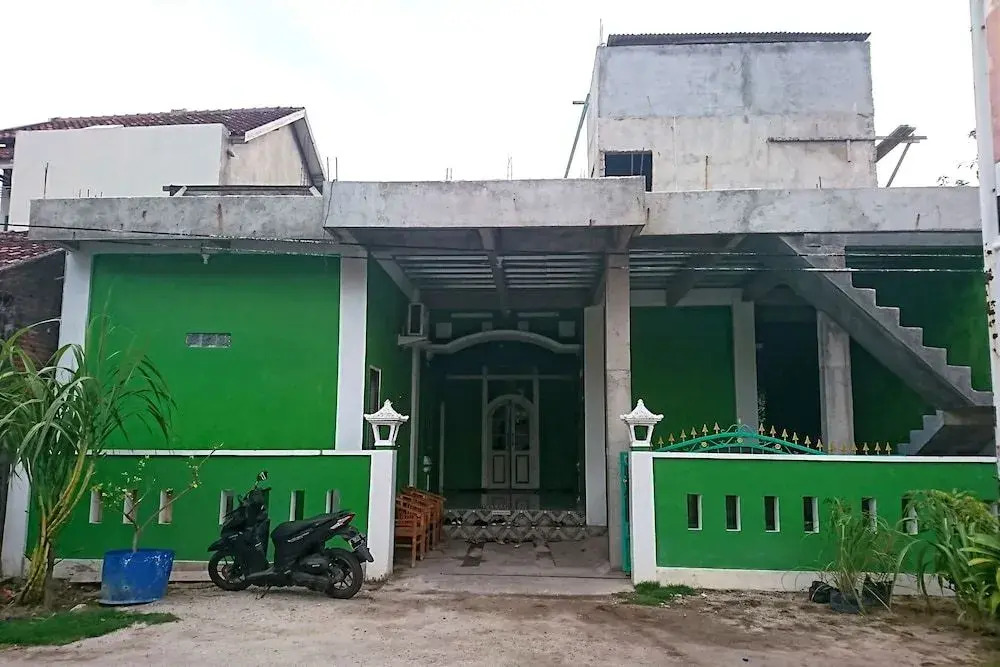 Oyo 2511 Karimun Indah Guest House