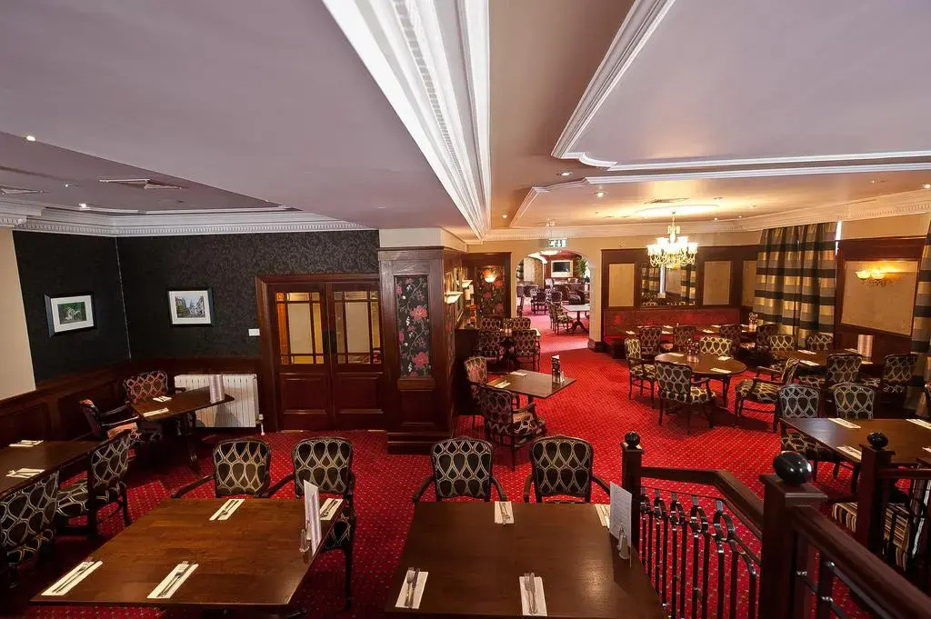 Adair Arms Hotel