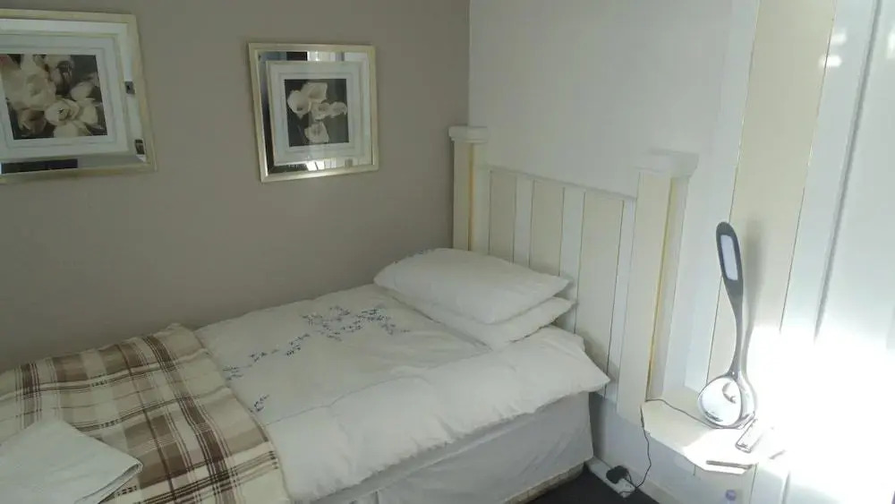Westmore Bed & Breakfast