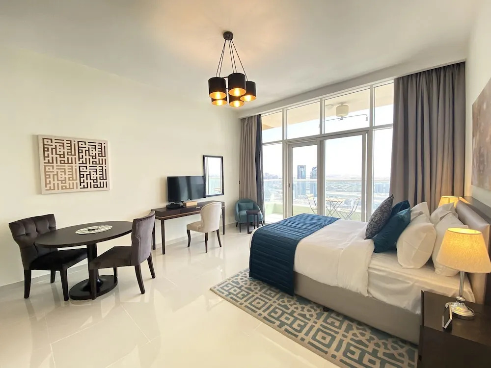 LuxBnB Ghalia Jumeirah Village Circle