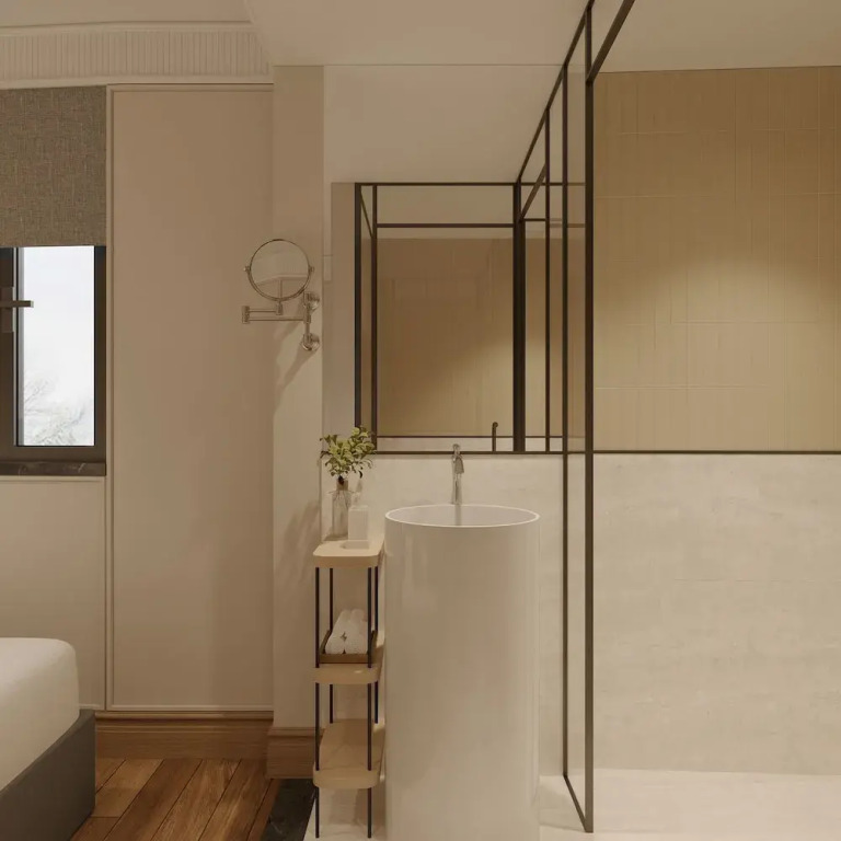Hoan Kiem Legend Ha Noi Hotel