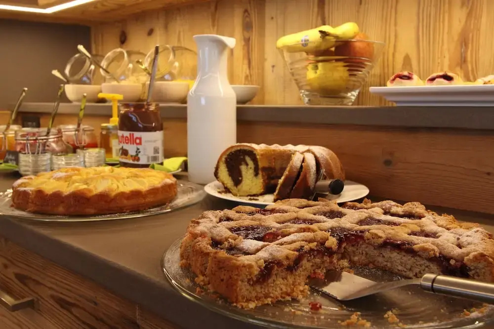 DOLOMITES B&B - Suites, Apartments and SPA