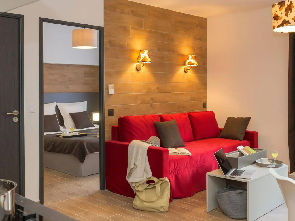 Comfortably furnished apartment in an attractive town