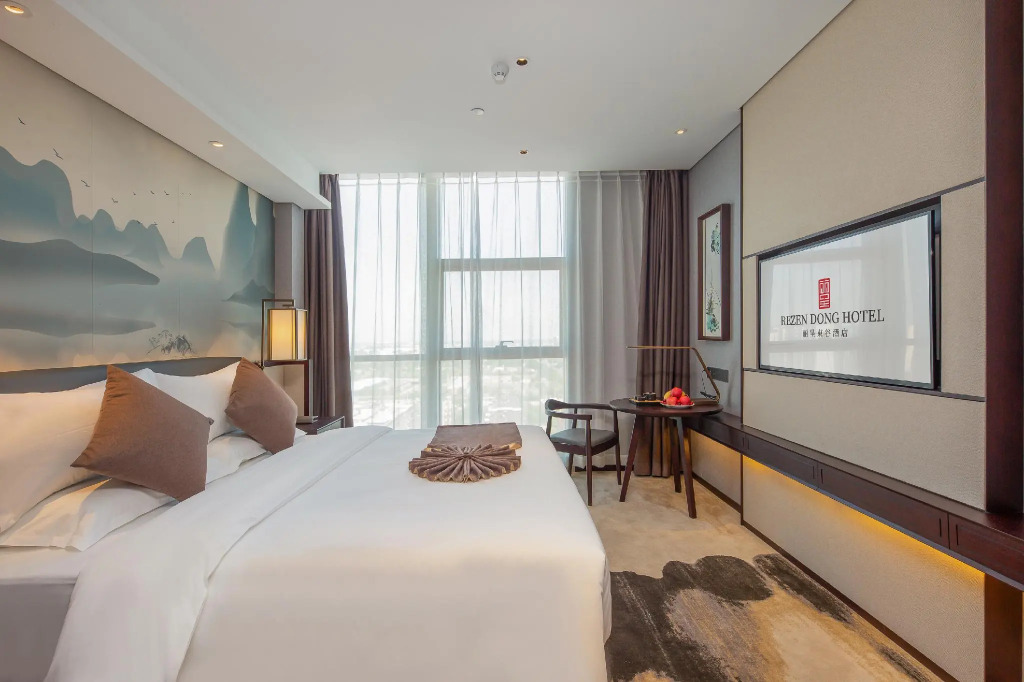 Rezen Dong Hotel (Baoding Passenger Transport Center Yuhua Road Branch)