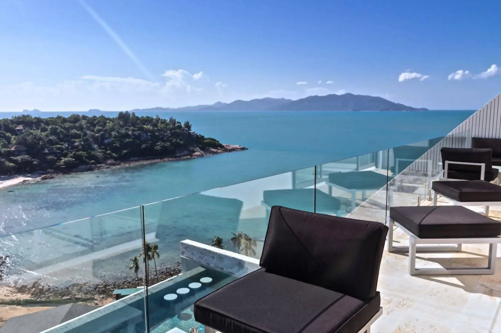 Red Sky Beach View Villa