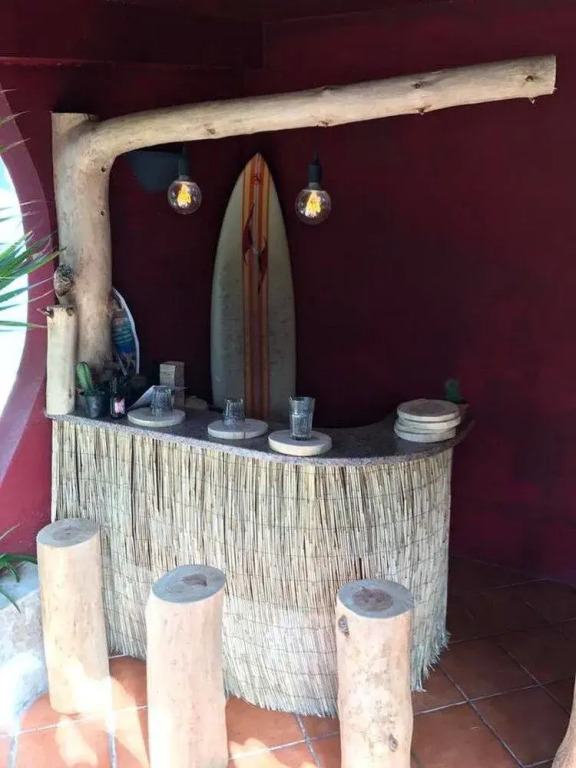 7 Waves Surf Hostel