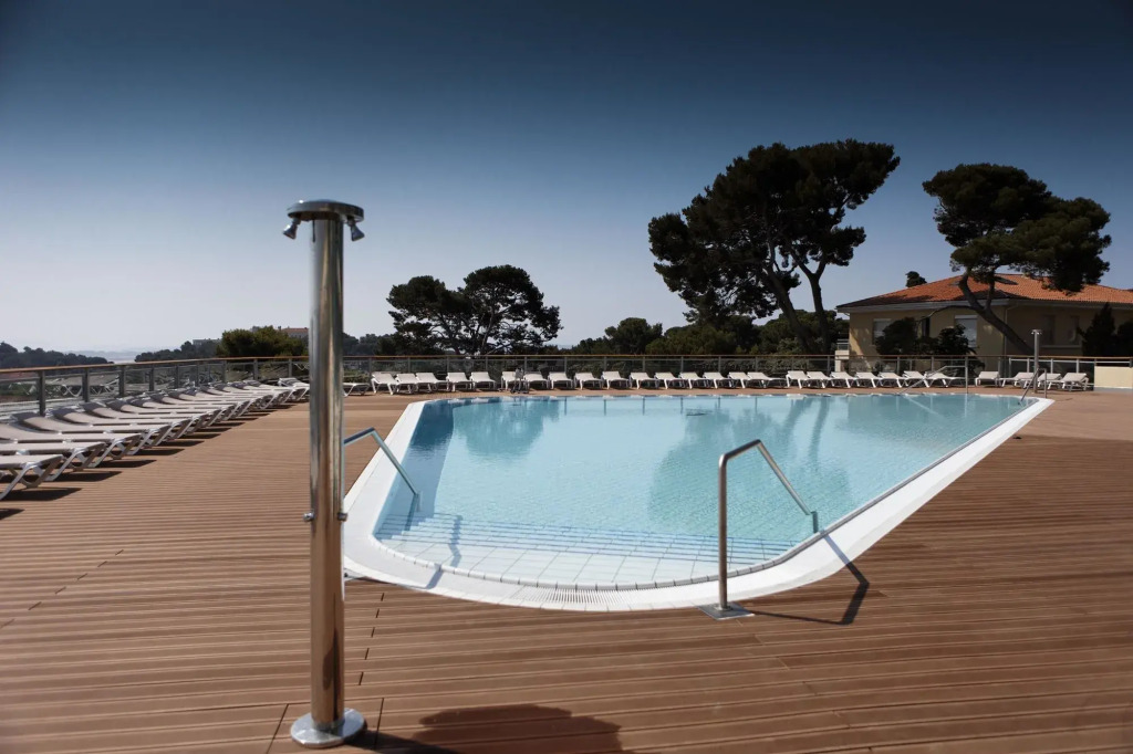 Hôtel Club la Font des Horts