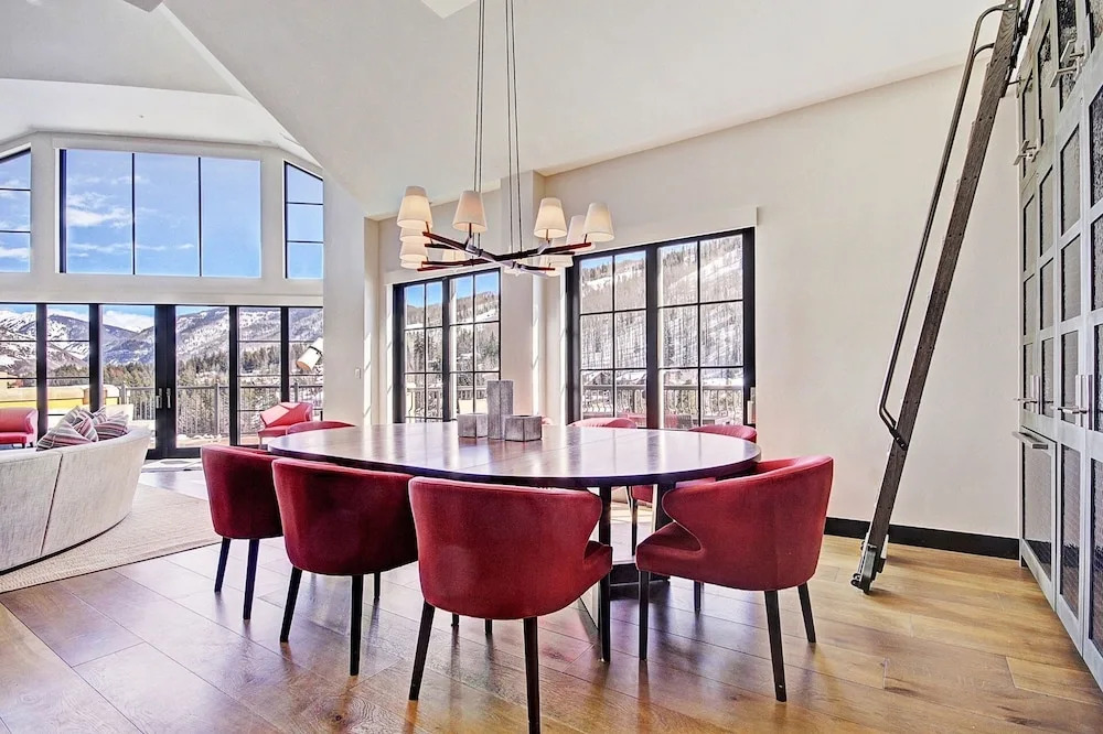 Iconic 5 Bedroom Penthouse at the Ritz-Carlton by RedAwning
