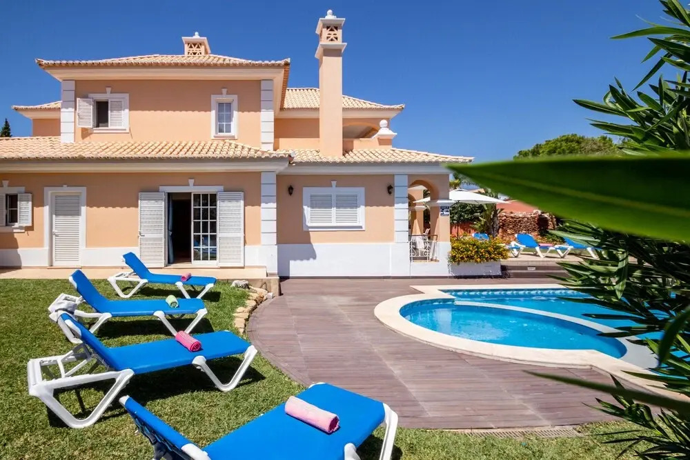 Villa Savannah - Casa de férias com piscina aquecível e BBQ no Vale do Lobo