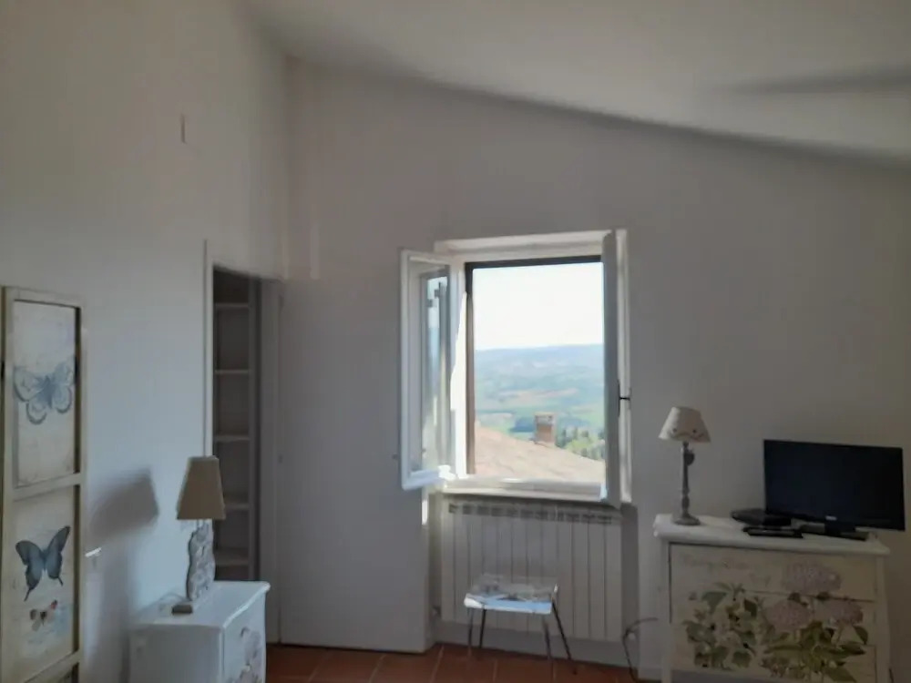Immaculate 2-rooms Apartment in Todi , Umbria