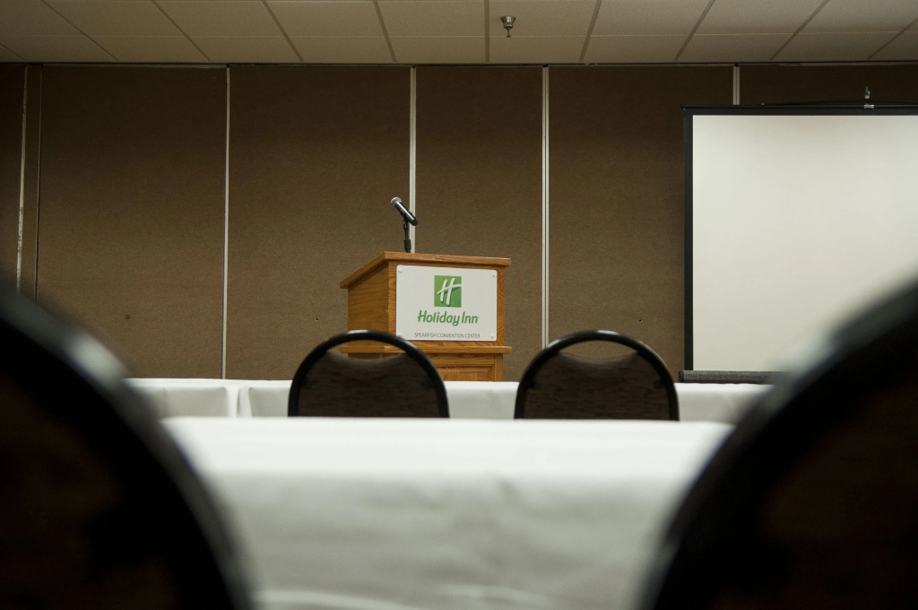 Holiday Inn Spearfish - Convention Center by IHG