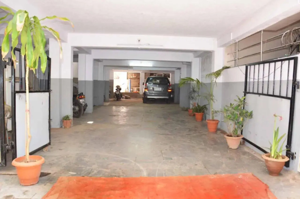 Central Inn, Kolhapur