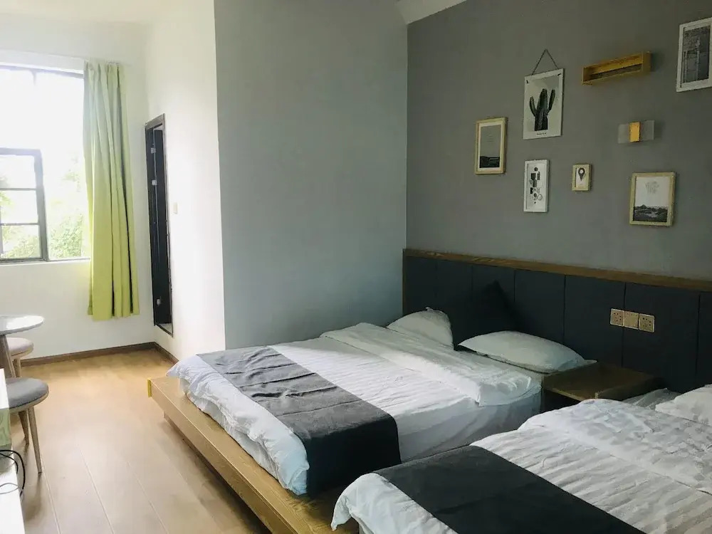 Dali Spring Field Hostel