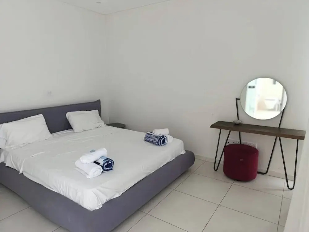 Cove Seaview Villas - Nautica