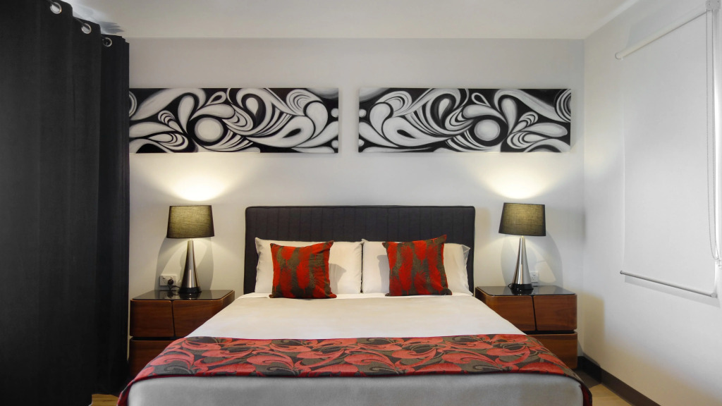 Semaphore Splash Apartments