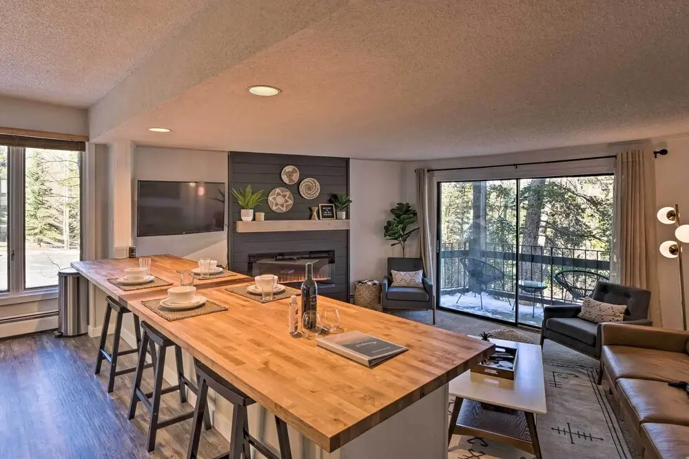 1/4 Mi to Peak 8 Ski Lift: Modern Breck Condo!