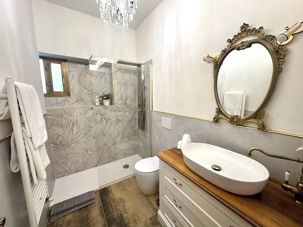 LC41 Suites