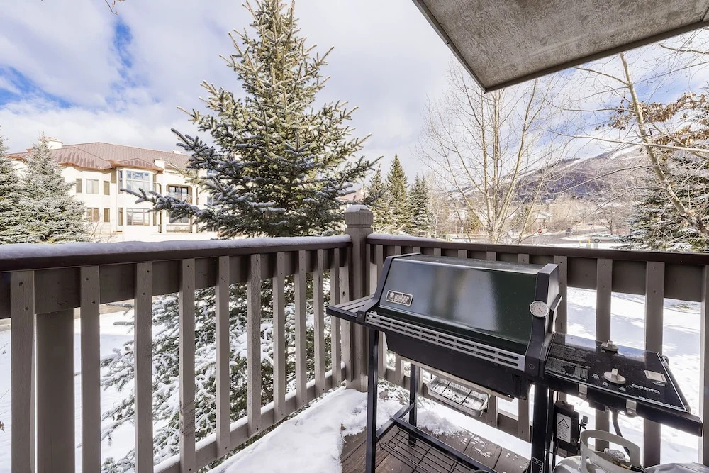 Villas 1450 - 3 Br Condo