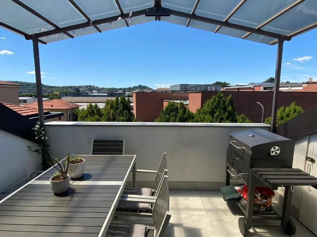 Loft Rooftop in Como - 3 Terraces, Park, Ac, Bbq