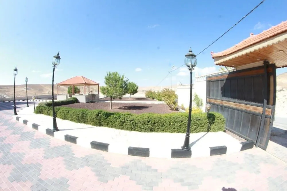 Deluxe Villa Guest House