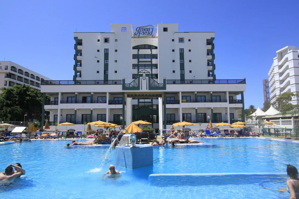 Hotel Green Field