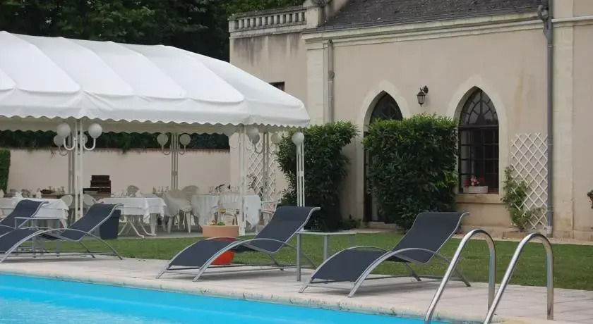"Maison Dhôtes du Prieuré"