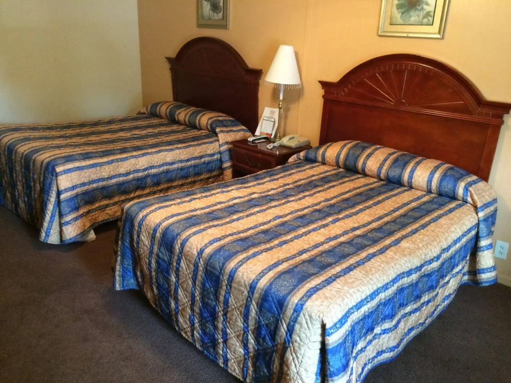 Howards Motel