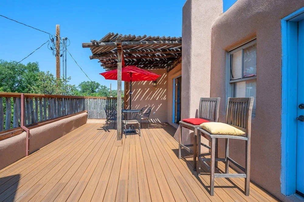 Tecolote - Authentic Home Right Next to The Plaza, Hot Tub, Roof Deck