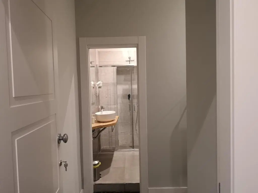 Beverello Rooms