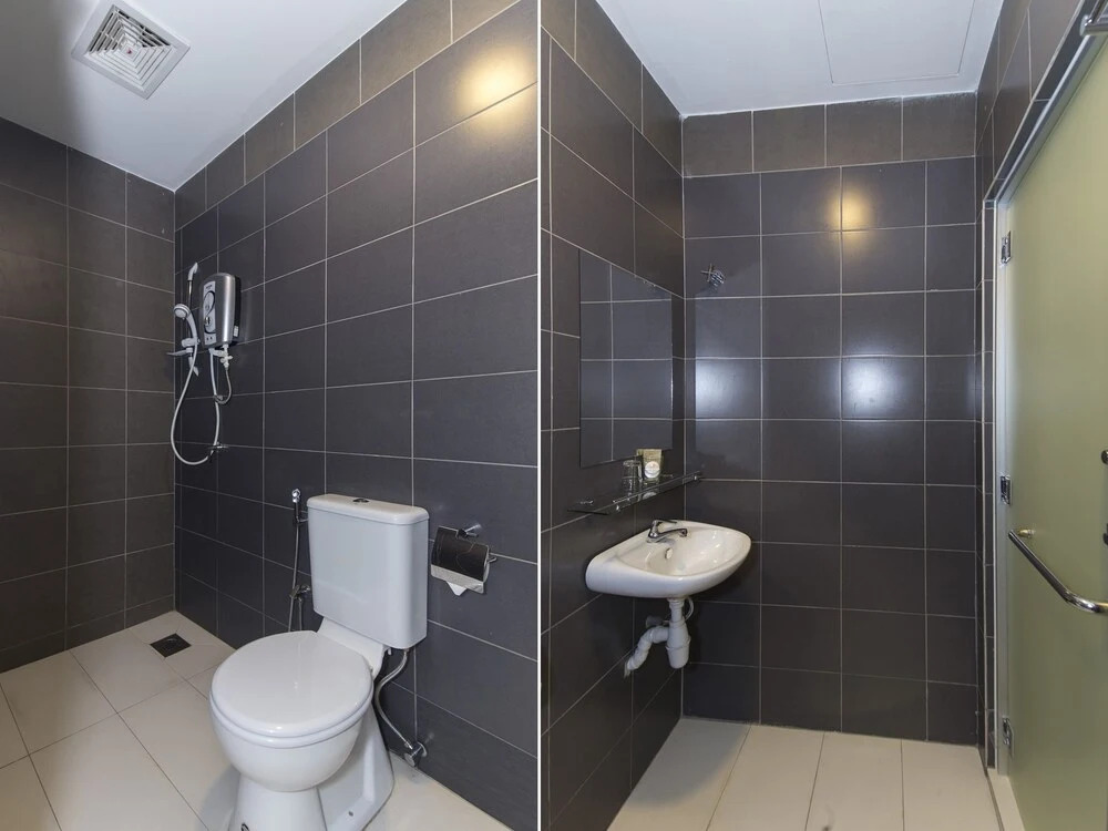 OYO 488 De Ideal Hotel
