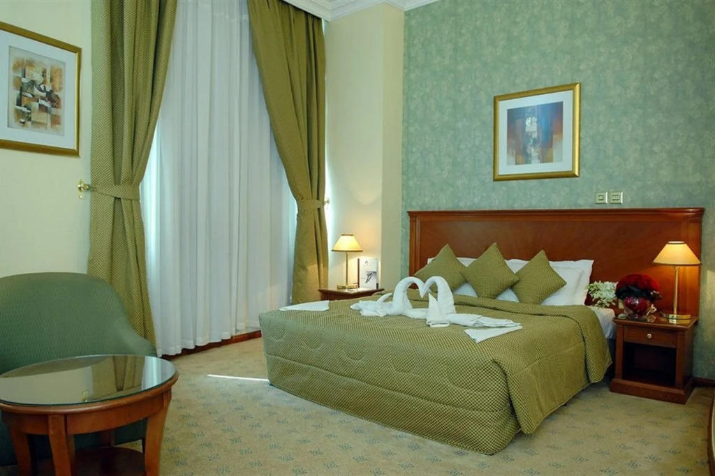 Royal Qatar Hotel